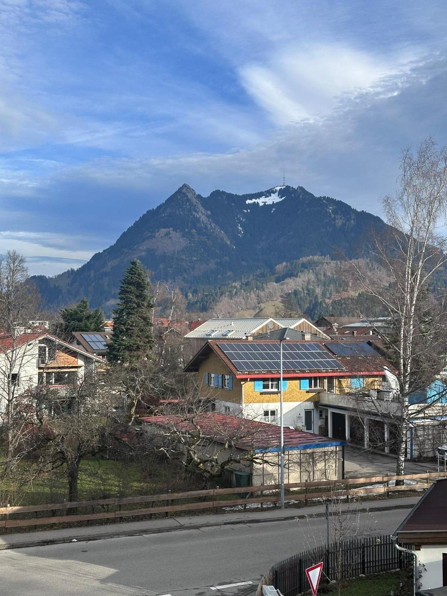 Gruenes Stueble Allgaeuer Alpen 손토펜 외부 사진